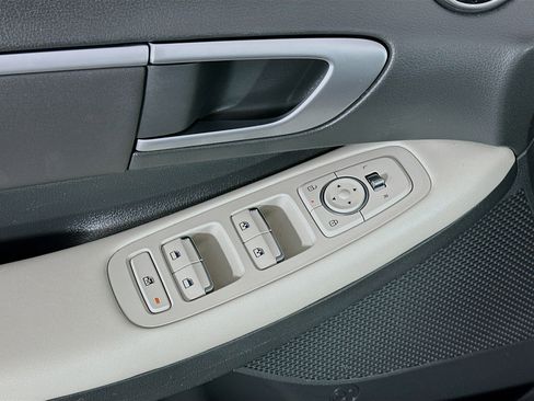 Used 2025 Hyundai Sonata SEL image 15