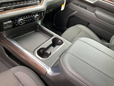 Used 2026 Chevrolet Silverado 2500 LT AWD/4WD image 16