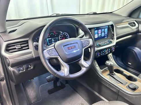 Used 2019 GMC Acadia SLE w/ Driver Alert Package I image 2