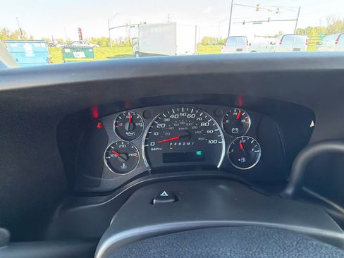 New 2025 Chevrolet Express 2500 w/ Driver Convenience Package image 25