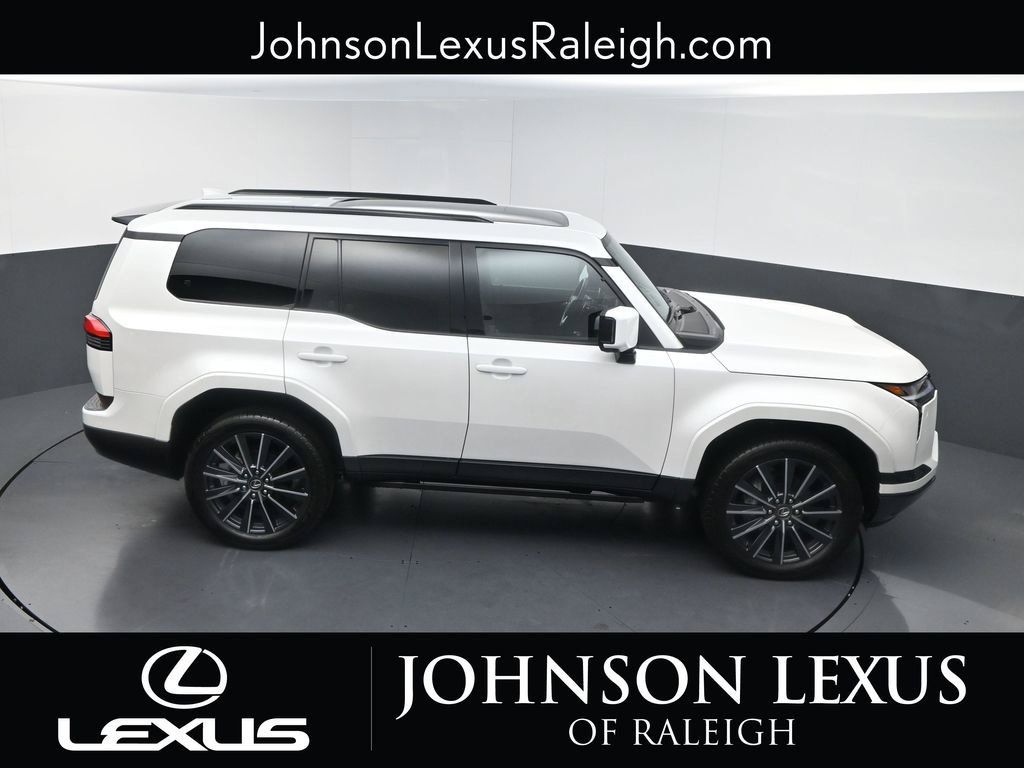 Used 2024 Lexus GX 550 w/ Cold Area Package AWD/4WD image 29