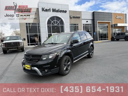 Used 2018 Dodge Journey Crossroad image 1