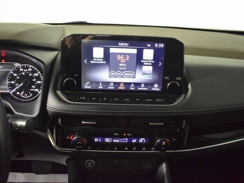 Certified 2023 Nissan Rogue SL w/ SL Premium Package image 19