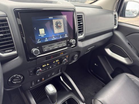 Certified 2023 Nissan Frontier SV w/ SV Premium Package image 22