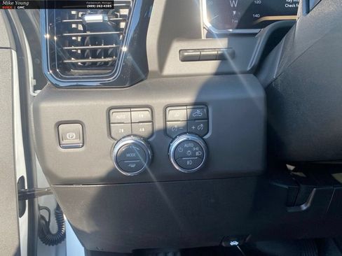 New 2026 GMC Sierra 2500 AT4 w/ AT4 Premium Plus Package AWD/4WD image 16