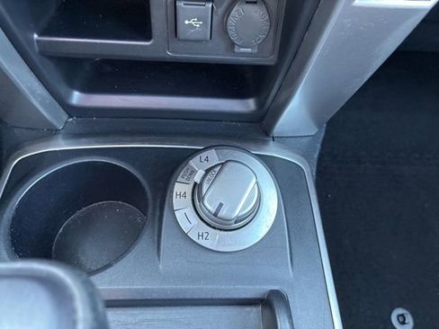 Used 2020 Toyota 4Runner SR5 Premium image 16