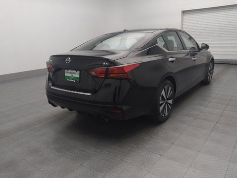 Used 2019 Nissan Altima 2.5 SV image 9