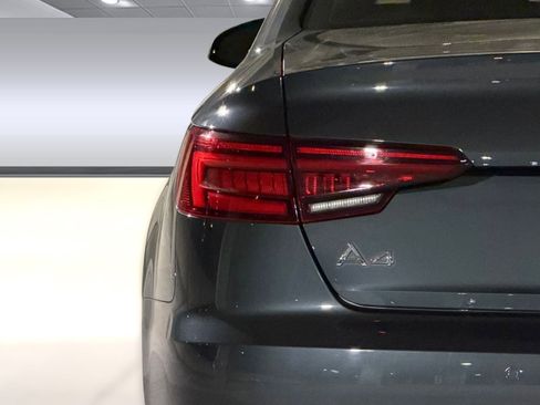 Used 2019 Audi A4 2.0T Premium image 13