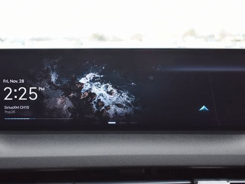 Used 2022 Genesis GV70 2.5T w/ Select Package image 25