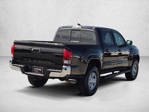 Used 2020 Toyota Tacoma SR5 RWD image 5
