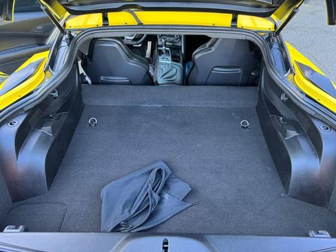 Used 2016 Chevrolet Corvette Z06 w/ 2LZ Preferred Equipment Group image 13