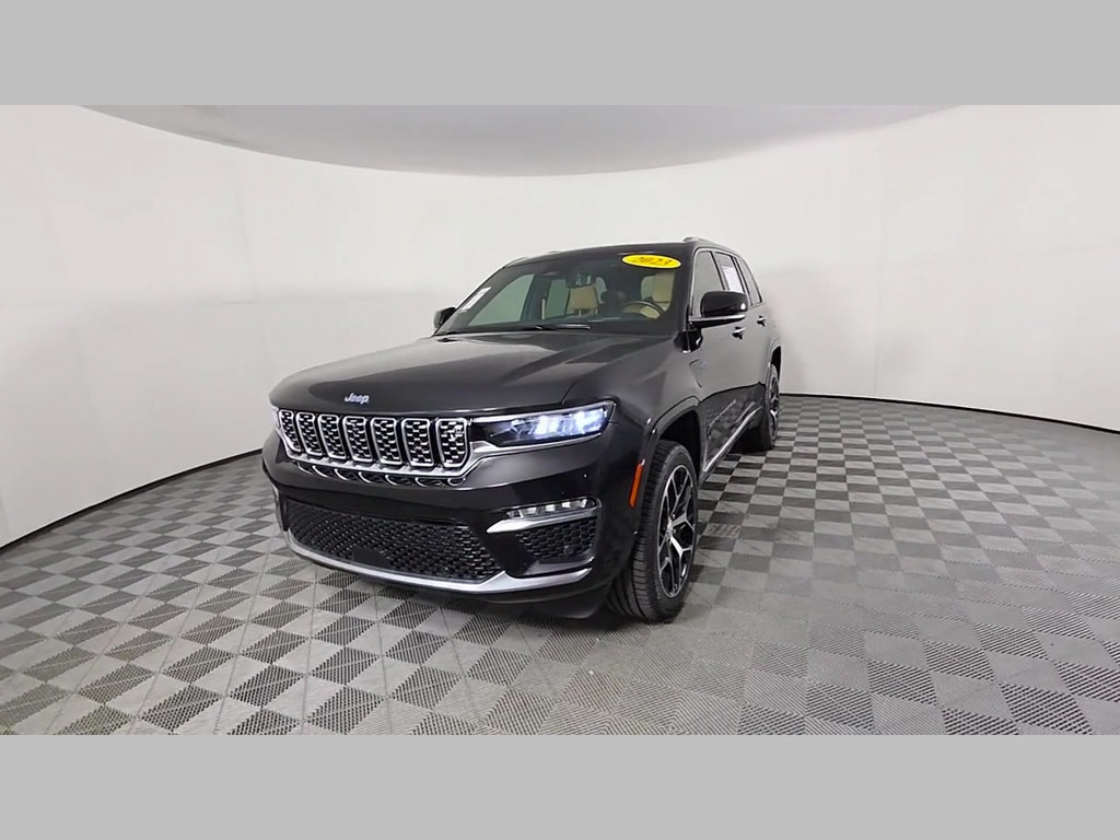 Used 2023 Jeep Grand Cherokee Summit AWD/4WD image 48