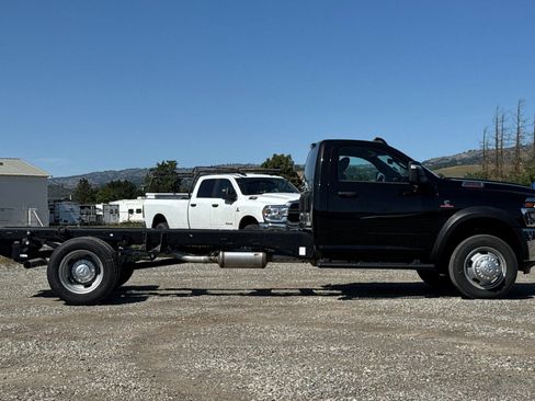 New 2026 RAM 5500 Tradesman AWD/4WD image 3