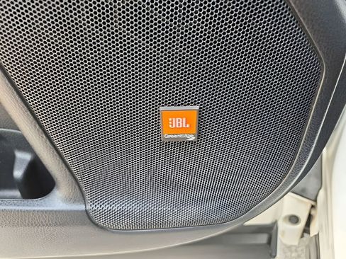 Used 2014 Toyota Highlander Limited image 29