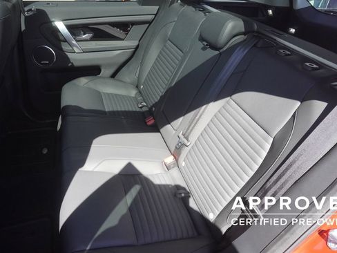 Used 2025 Land Rover Discovery Sport S image 30