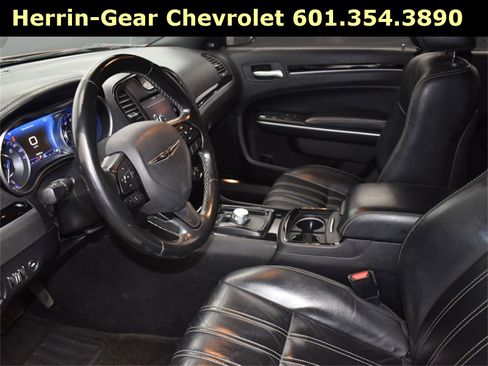 Used 2021 Chrysler 300 S image 12