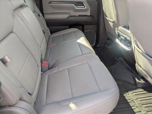 Used 2023 GMC Sierra 1500 SLT w/ SLT Premium Plus Package image 17