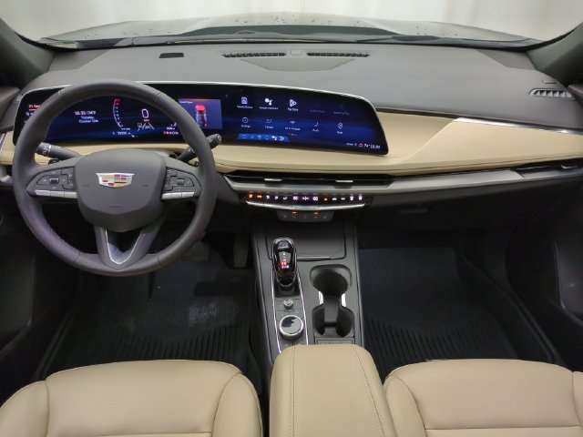 Used 2024 Cadillac XT4 Luxury w/ Cold Weather Package AWD/4WD image 22