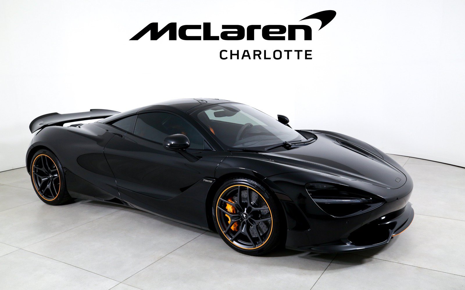 Used 2024 McLaren 750S RWD image 2