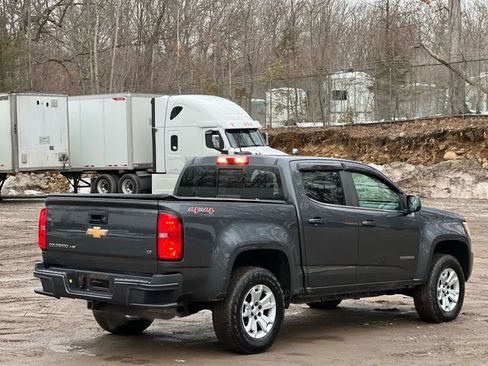 Used 2017 Chevrolet Colorado LT w/ LT Convenience Package image 6