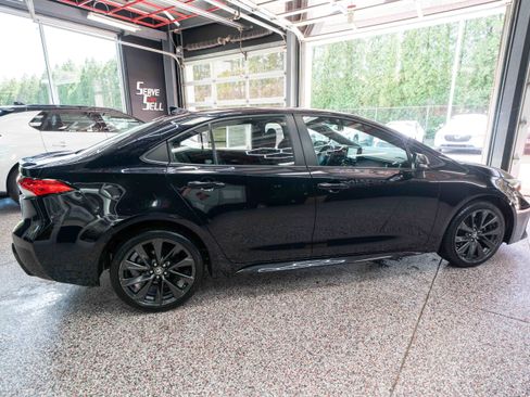Used 2024 Toyota Corolla SE FWD image 4