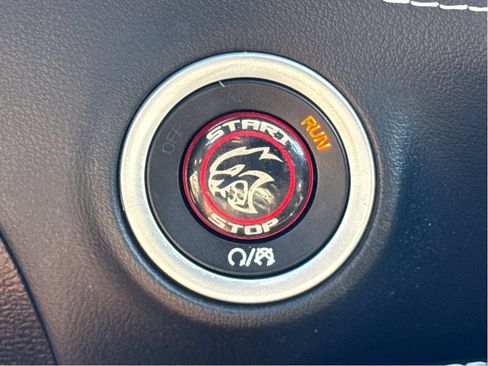 Used 2023 Dodge Challenger SRT Hellcat RWD image 18