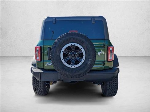 New 2025 Ford Bronco Badlands image 9