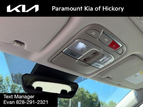 Used 2025 Kia Telluride S FWD image 31