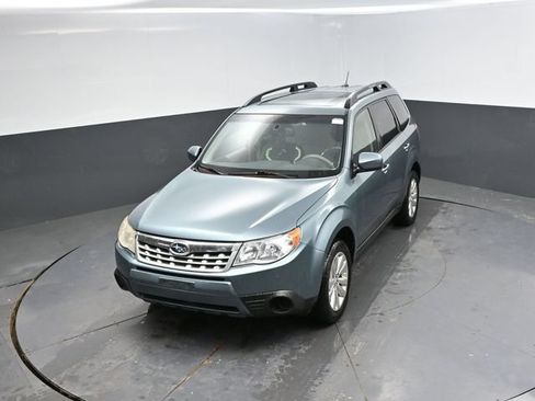 Used 2012 Subaru Forester 2.5X Premium AWD/4WD image 25