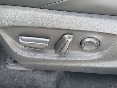 New 2026 Subaru Solterra Limited image 20