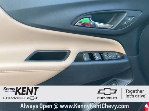 Used 2023 Chevrolet Equinox Premier image 24