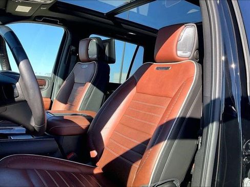 Used 2023 GMC Yukon Denali Ultimate image 30