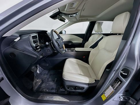 Used 2024 Lexus RX 350 Premium w/ Accessory Package (Z1) FWD image 13