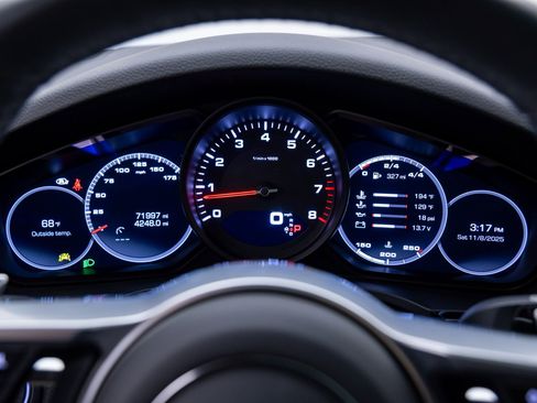 Certified 2021 Porsche Cayenne image 21