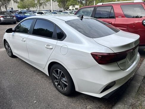 Used 2023 Kia Forte LXS FWD image 4