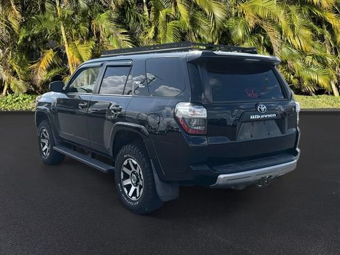Used 2021 Toyota 4Runner TRD Off-Road AWD/4WD image 7