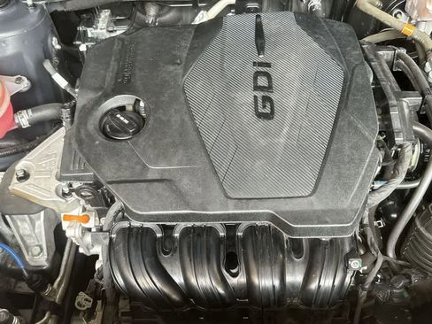 Certified 2023 Kia Sportage EX image 12