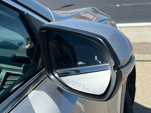 Used 2017 Honda CR-V Touring image 16