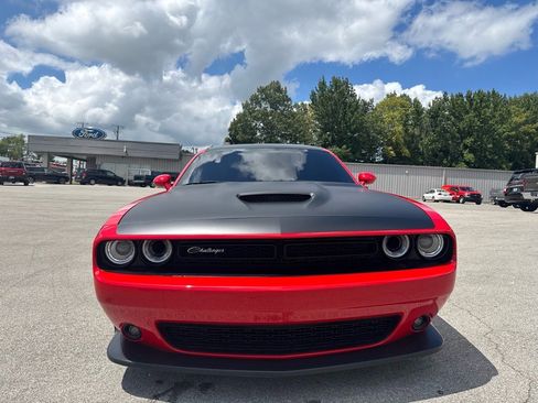 Used 2022 Dodge Challenger R/T Scat Pack w/ T/A Package image 2