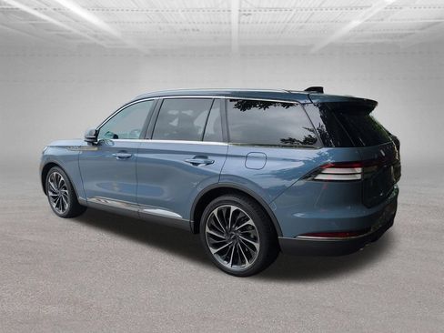 Used 2025 Lincoln Aviator Reserve w/ Equipment Group 201A AWD/4WD image 15