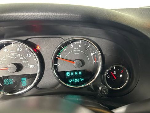 Used 2016 Jeep Wrangler Unlimited Sahara w/ Connectivity Group image 20