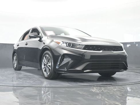 Used 2023 Kia Forte LXS w/ LXS Technology Package image 58