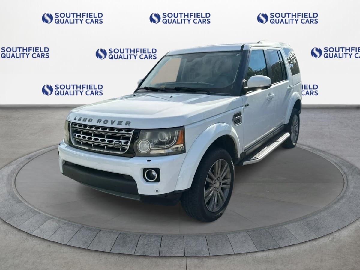 Used 2015 Land Rover LR4 HSE LUX AWD/4WD image 2