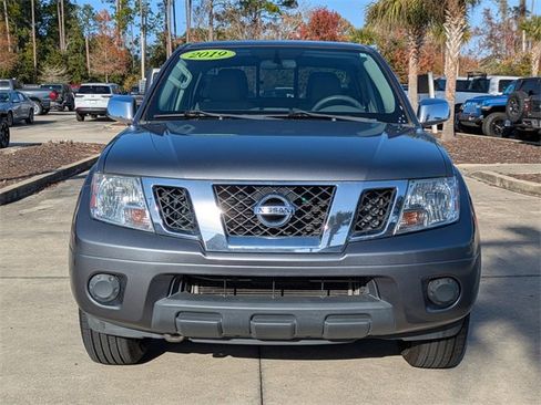 Used 2019 Nissan Frontier SV image 9