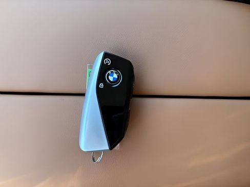 Certified 2026 BMW X7 xDrive40i AWD/4WD image 29