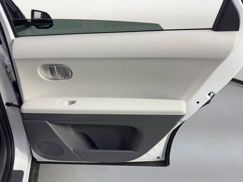 Used 2024 Hyundai Ioniq 5 SEL image 43