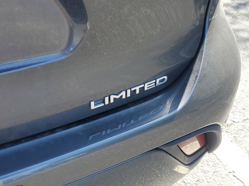 Certified 2025 Toyota Highlander Limited image 8