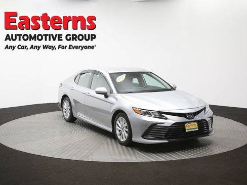 Used 2021 Toyota Camry LE FWD image 41