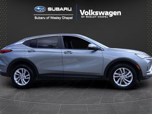 Used 2024 Buick Envista Preferred w/ Advanced Safety Package FWD image 10