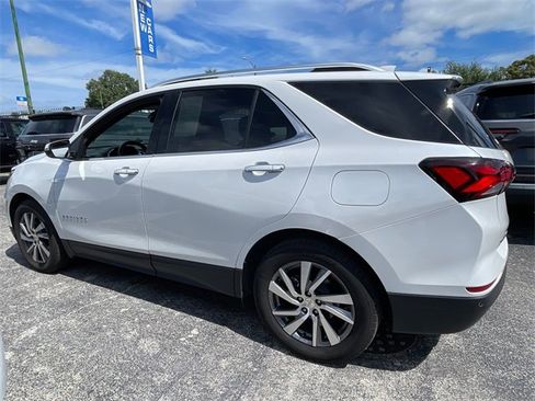 Used 2022 Chevrolet Equinox Premier w/ LPO, Floor Liner Package image 24